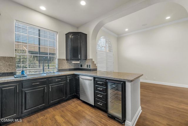 14234 Dickens Street 3, Sherman Oaks, CA 91423