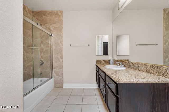 14234 Dickens Street 3, Sherman Oaks, CA 91423