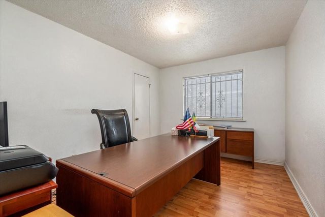 6351 Cambridge Glen Lane, Houston, TX 77035