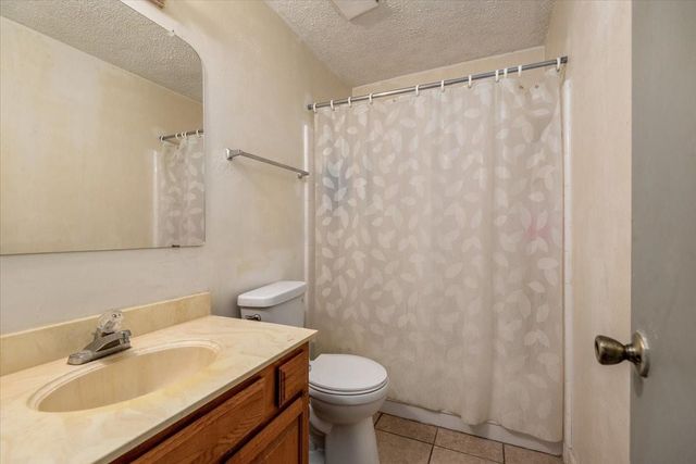 6351 Cambridge Glen Lane, Houston, TX 77035