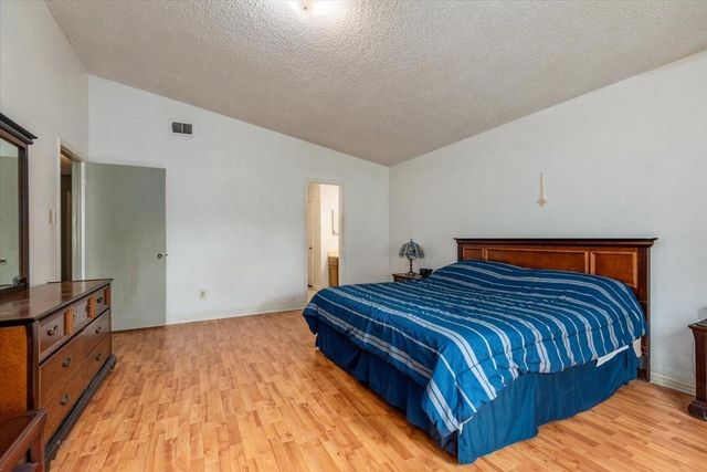 6351 Cambridge Glen Lane, Houston, TX 77035