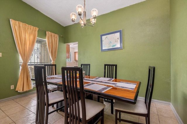 6351 Cambridge Glen Lane, Houston, TX 77035