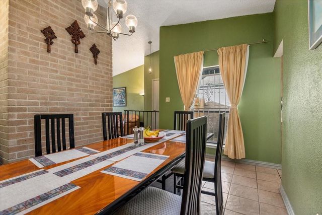 6351 Cambridge Glen Lane, Houston, TX 77035