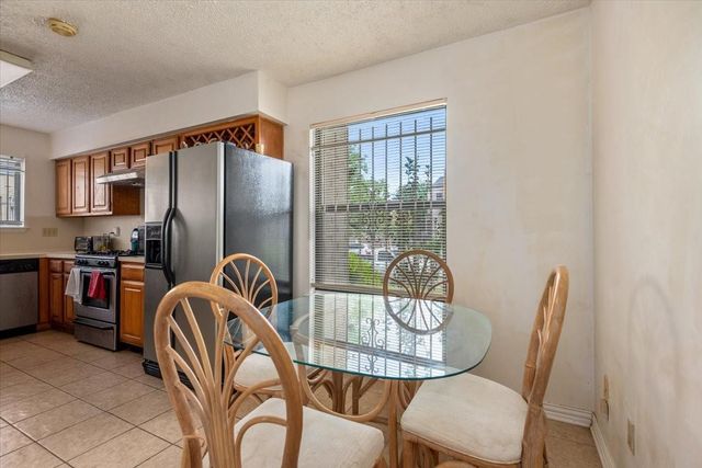 6351 Cambridge Glen Lane, Houston, TX 77035