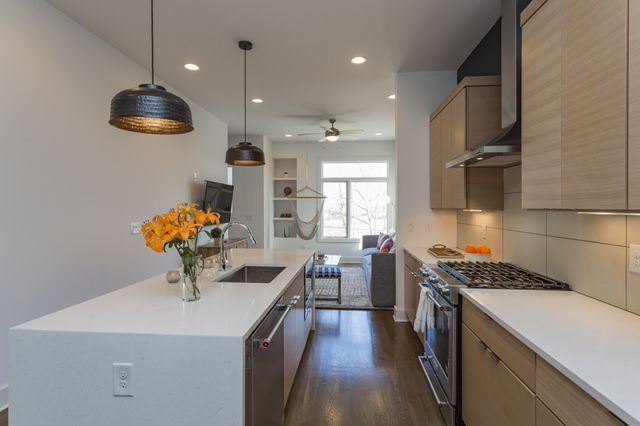 2511 Clifton Ave Apt 3, Nashville, TN 37209