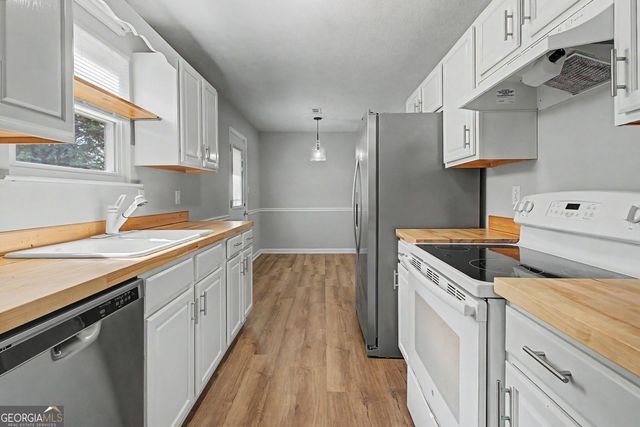 32 Oak Street, Newnan, GA 30263