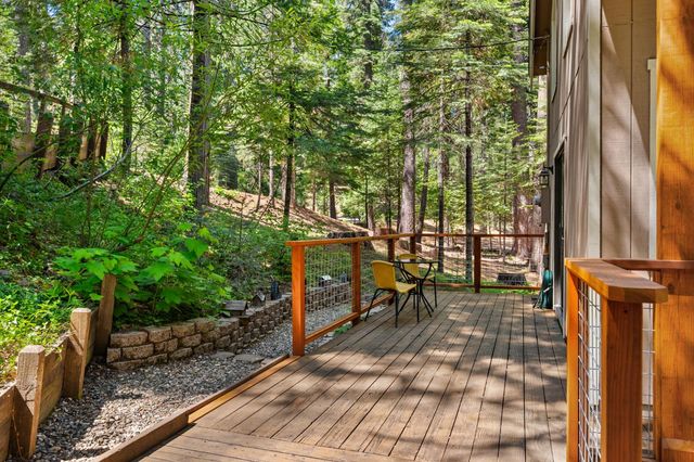 2415 Murphys Dr, Arnold, CA 95223