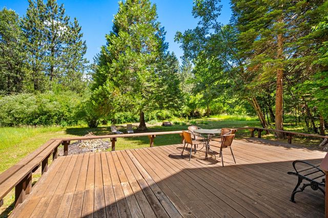 2415 Murphys Dr, Arnold, CA 95223