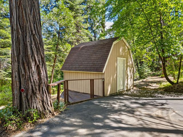 2415 Murphys Dr, Arnold, CA 95223
