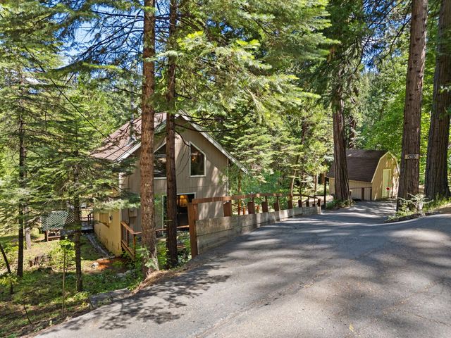 2415 Murphys Dr, Arnold, CA 95223
