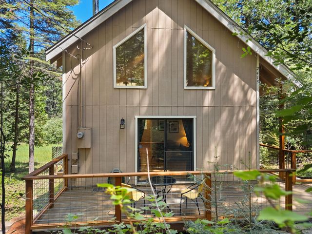 2415 Murphys Dr, Arnold, CA 95223