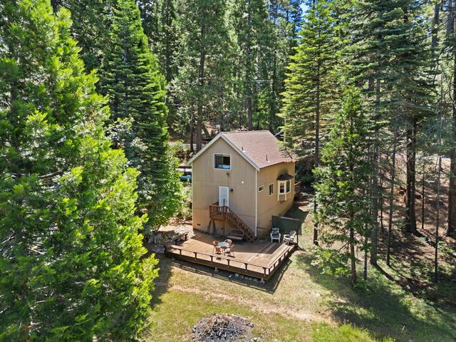 2415 Murphys Dr, Arnold, CA 95223