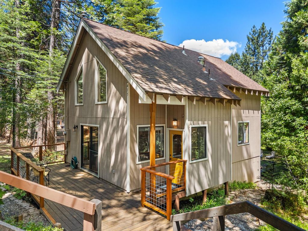 2415 Murphys Dr, Arnold, CA 95223