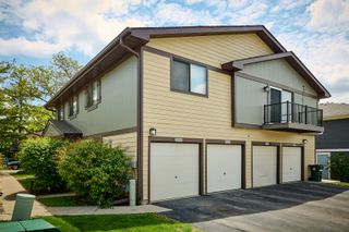 6256 Kit Carson Drive 6256, Hanover Park, IL 60133