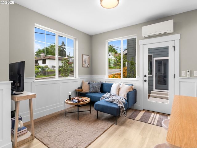 3630 Sw Vermont St, Portland, OR 97219