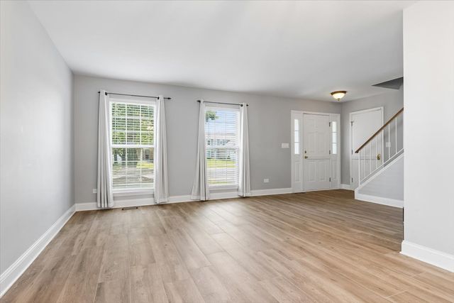 1207 Samuel Court, Naperville, IL 60540