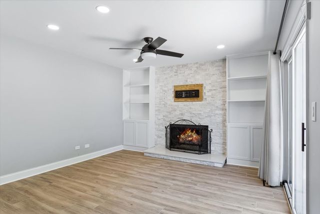 1207 Samuel Court, Naperville, IL 60540
