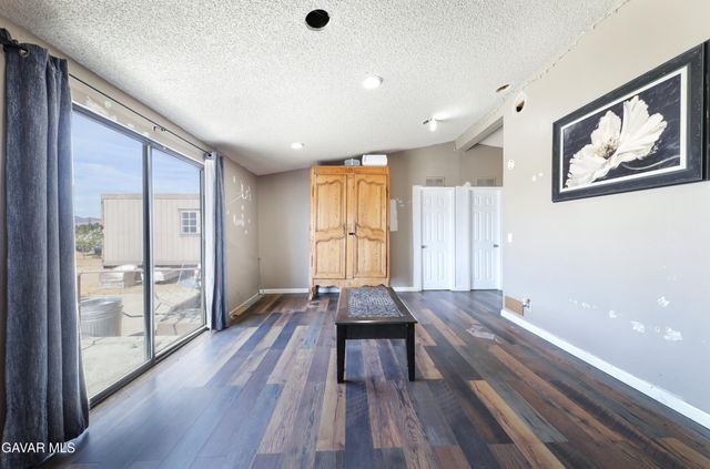 40937 W 12th Street, Palmdale, CA 93551