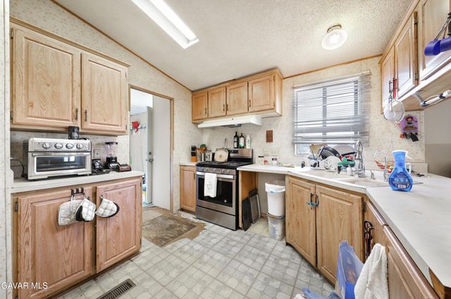 40937 W 12th Street, Palmdale, CA 93551