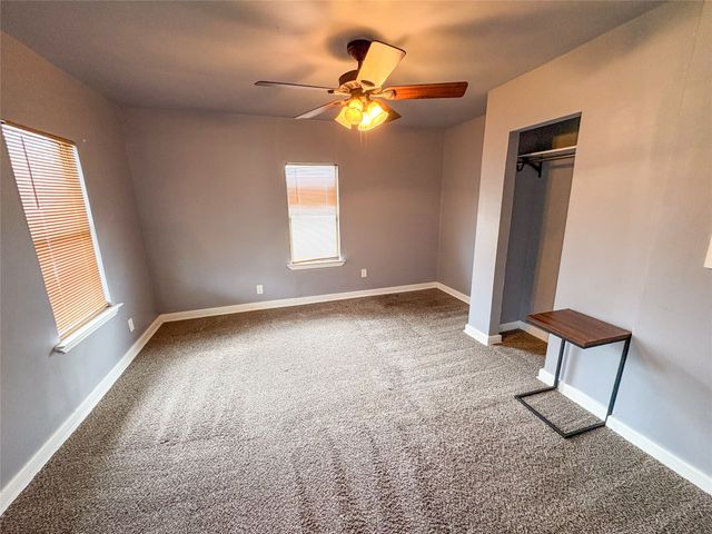 528 W Florence, Denison, TX 75020