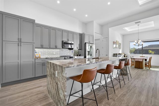 2817 NW 41ST AVENUE, Cape Coral, FL 33993