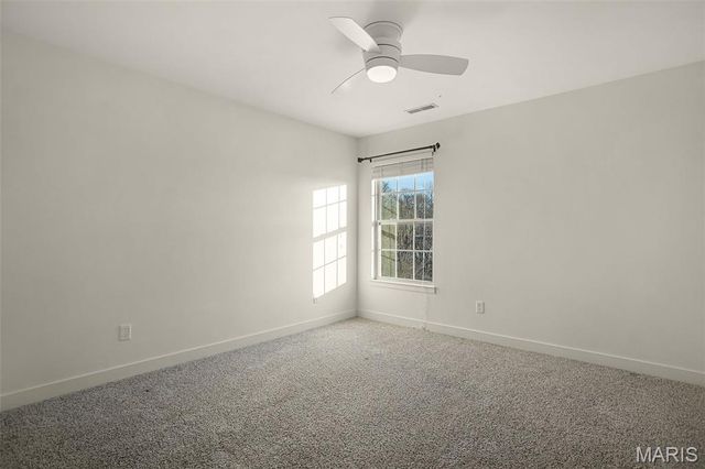 120 Meridian Oaks Drive, Glen Carbon, IL 62034