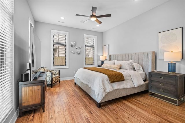 715 8th Street, Bentonville, AR 72712