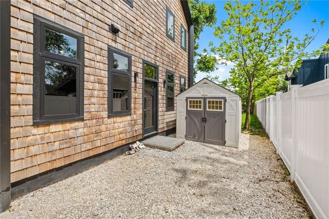 715 8th Street, Bentonville, AR 72712