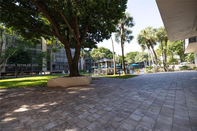 2810 N 46th Ave F662, Hollywood, FL 33021