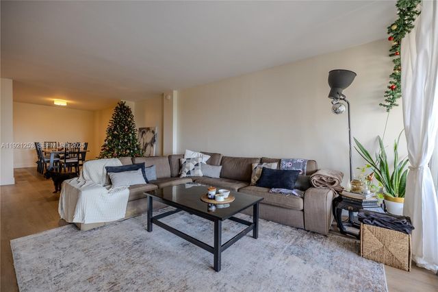 2810 N 46th Ave F662, Hollywood, FL 33021