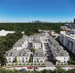 27 Wentworth Place Lane, Houston, TX 77027