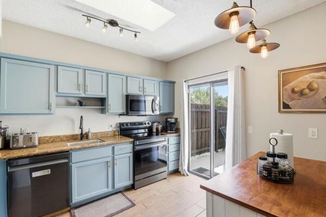 6212 Country Fair Circle, Boynton Beach, FL 33437