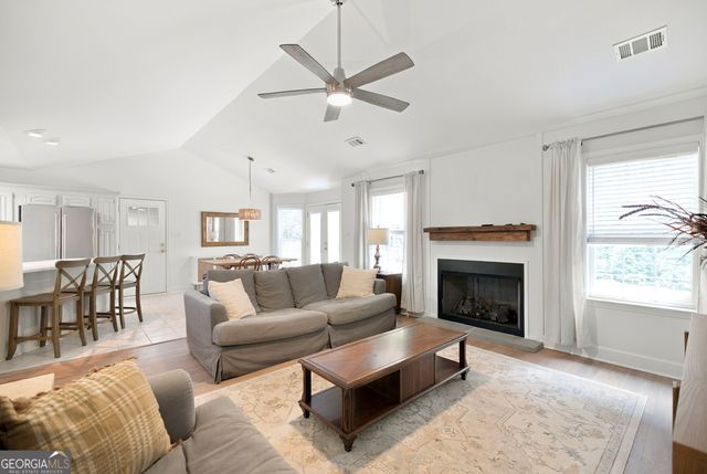 221 Muirfield Lane, Byron, GA 31008