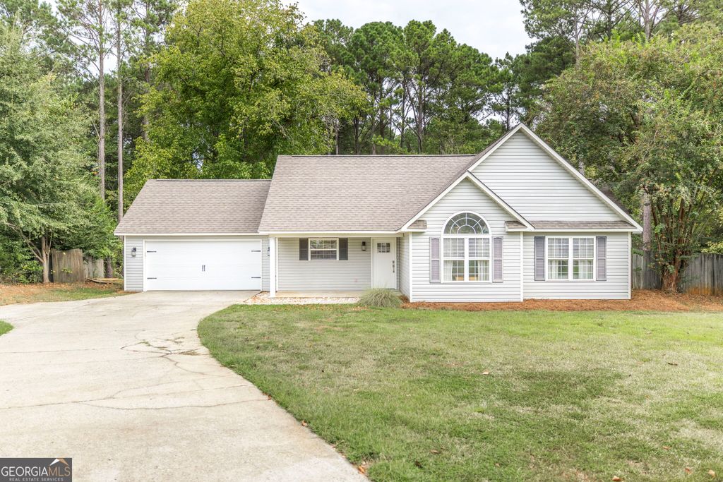 221 Muirfield Lane, Byron, GA 31008