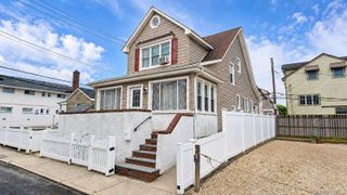 25 Alabama Street, Long Beach, NY 11561