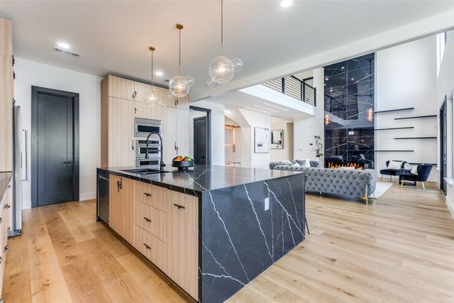 10923 Marsh Lane, Dallas, TX 75229