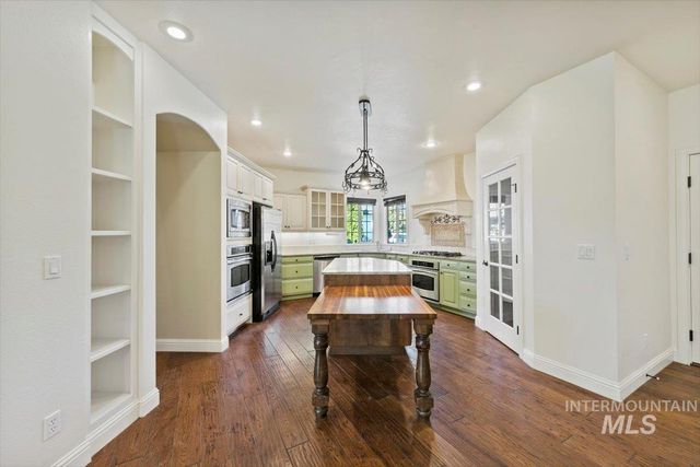 1751 W Salerno St, Meridian, ID 83646