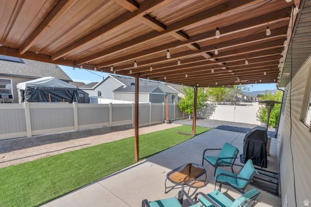 2454 E OX YOKE DR, Eagle Mountain, UT 84005