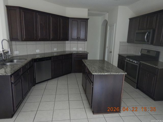 2900 Sunridge Road, Cibolo, TX 78108