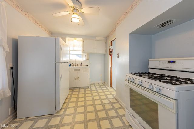 3210 W 140th Street, Cleveland, OH 44111