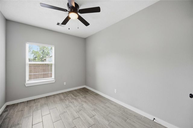 426 New Mexico Street B, Houston, TX 77029
