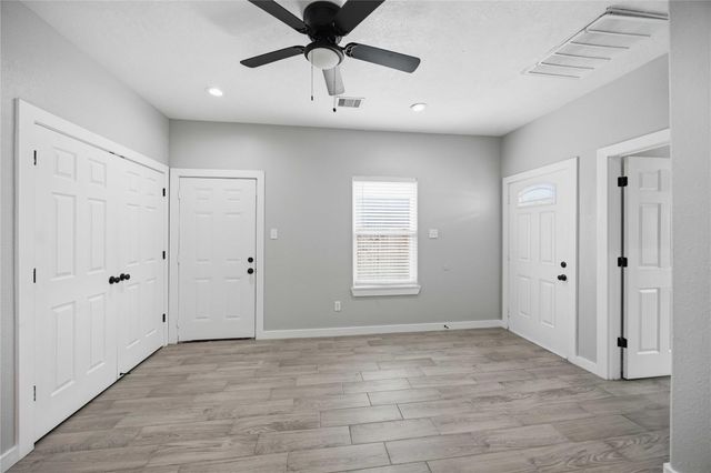 426 New Mexico Street B, Houston, TX 77029