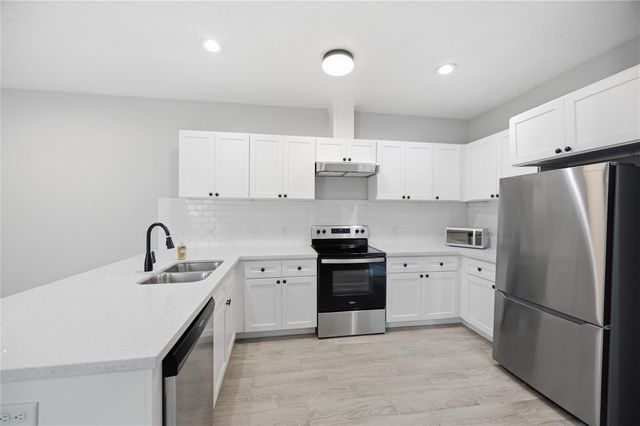 426 New Mexico Street B, Houston, TX 77029