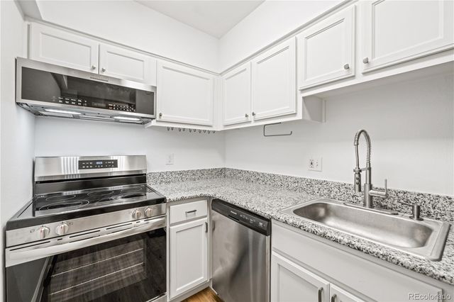 4110 E Hale Parkway 4J, Denver, CO 80220