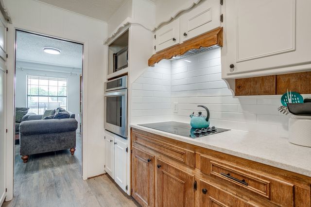 1816 Glendale Drive, Sanctuary, TX 76020