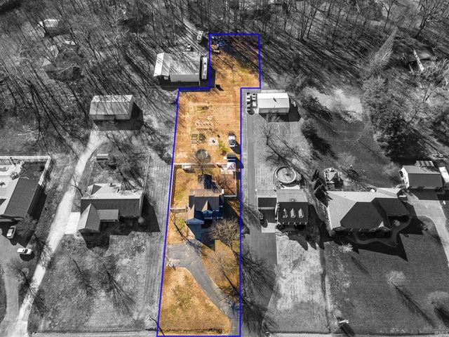 5689 Sharon Road, Newburgh, IN 47630