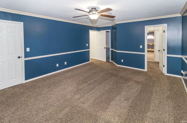 5689 Sharon Road, Newburgh, IN 47630