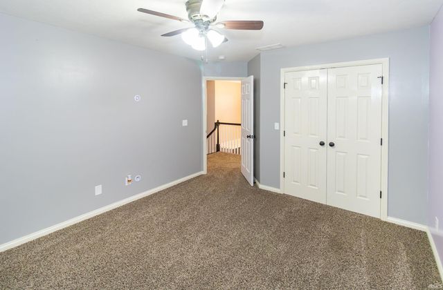 5689 Sharon Road, Newburgh, IN 47630