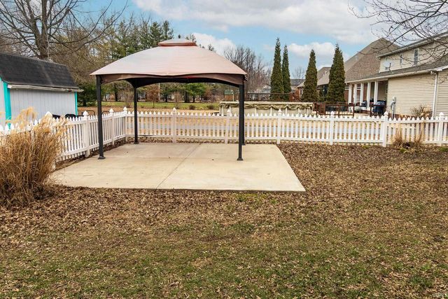 5689 Sharon Road, Newburgh, IN 47630