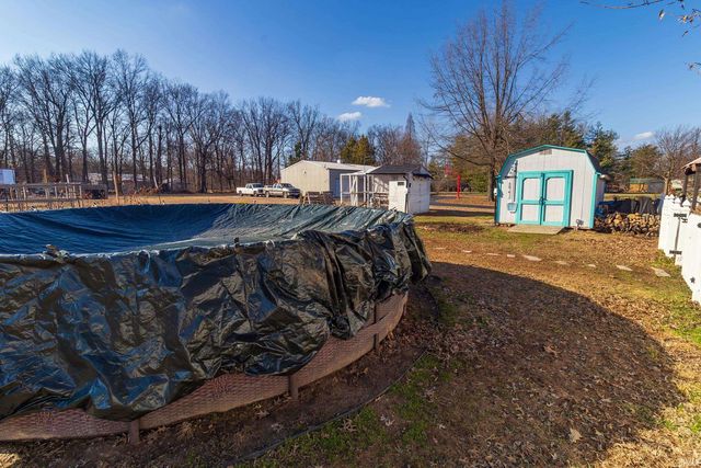 5689 Sharon Road, Newburgh, IN 47630